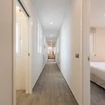 City, Sun And Living Apartment