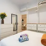 Apartment City, Sun And Living