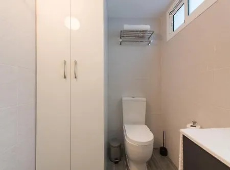 City, Sun And Living *