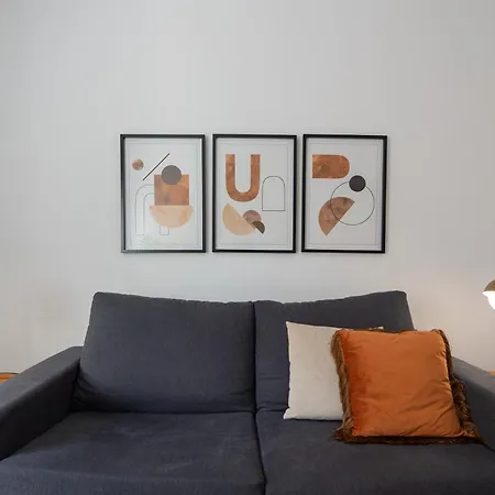 City, Sun And Living