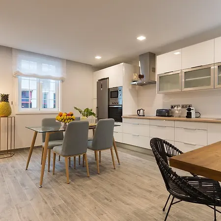 City, Sun And Living *