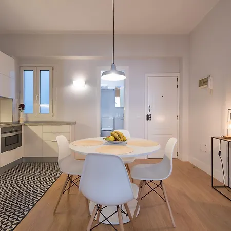 City, Sun And Living *