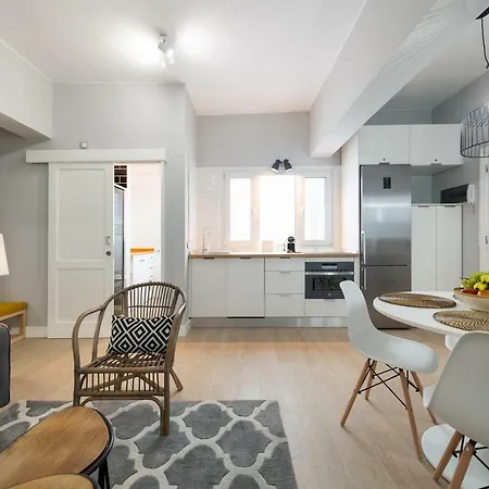 City, Sun And Living *