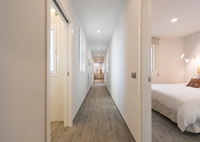 City, Sun And Living דירה