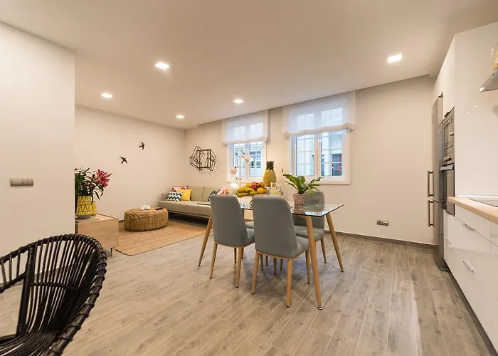 City, Sun And Living *