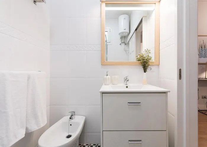 City, Sun And Living דירה