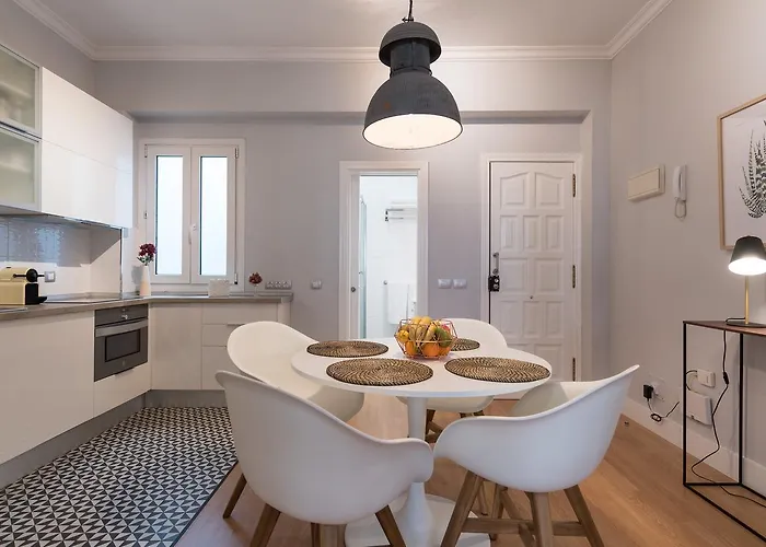 City, Sun And Living *