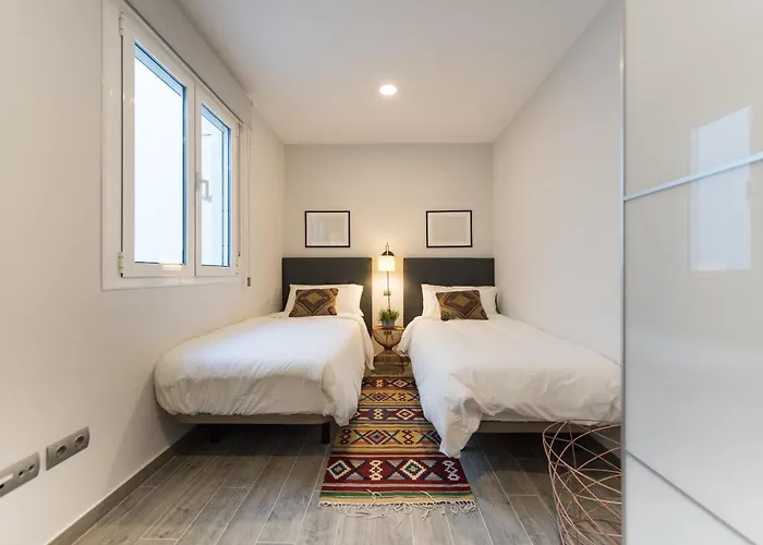 City, Sun And Living *