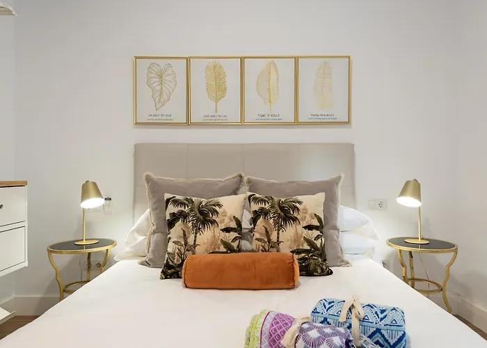 City, Sun And Living